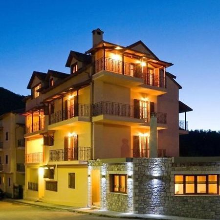 Krinides Hotel กาลาวริตา ภายนอก รูปภาพ