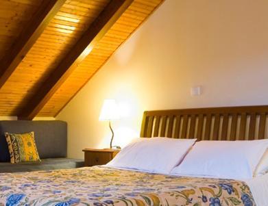 Krinides Hotel กาลาวริตา ภายนอก รูปภาพ